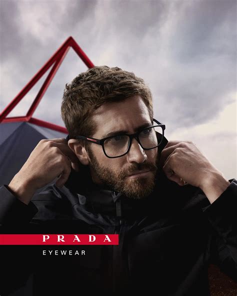 jake gyllenhaal and prada linea.